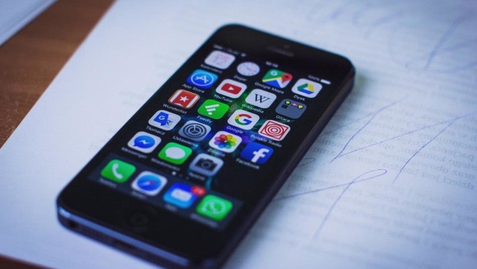 4 Tips for Securing Mobile Devices and Business Data