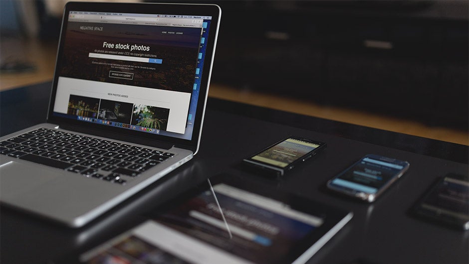 Here's What Happened When Apple Fans Were Tricked Into Using Android