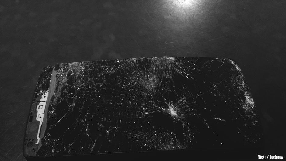 4 Reasons to Get Cell Phone Insurance