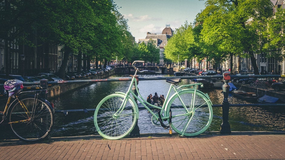 From Vacation to Workation: An Insider's Guide for Digital Nomads